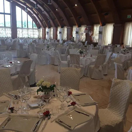 מלון Centro Congressi San Gerardo 3*