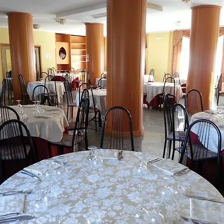 מלון Centro Congressi San Gerardo 3*