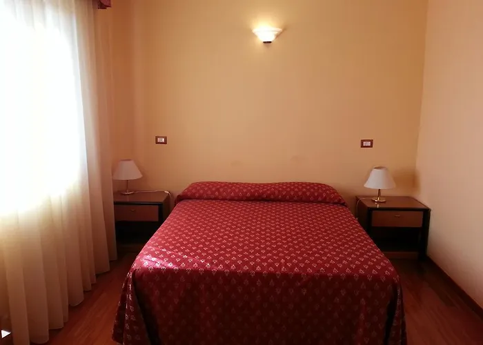 Centro Congressi San Gerardo Otel