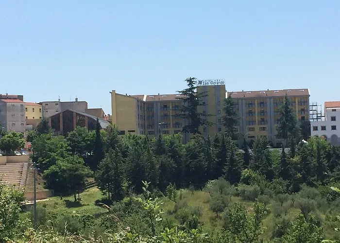 Centro Congressi San Gerardo Otel